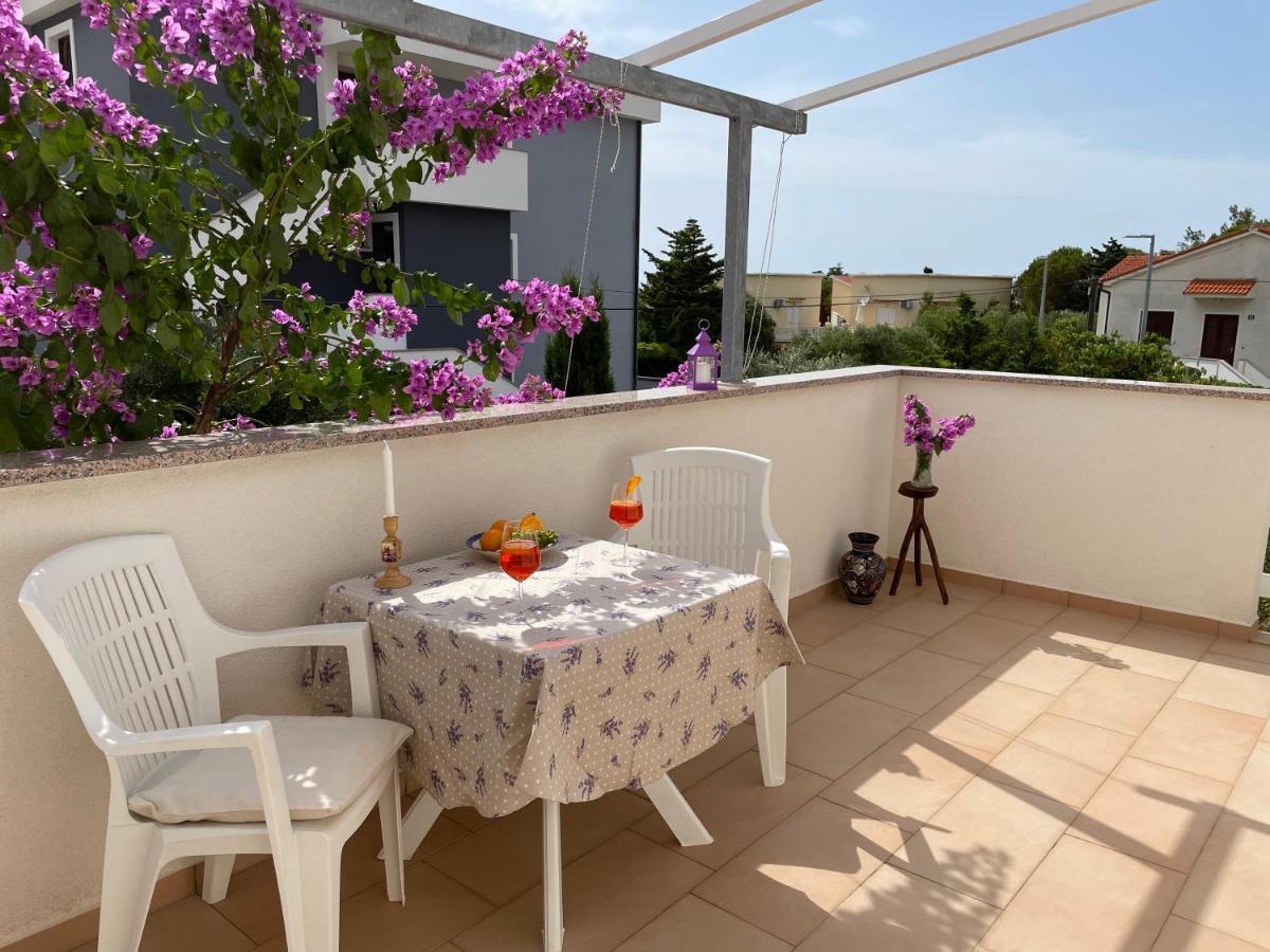 Novalja Apartments By Nena מראה חיצוני תמונה