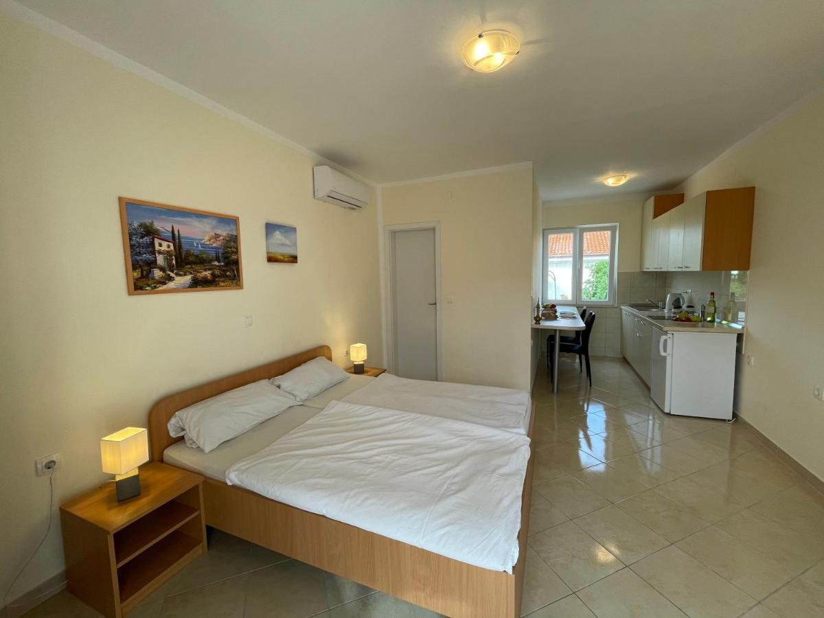 Novalja Apartments By Nena מראה חיצוני תמונה