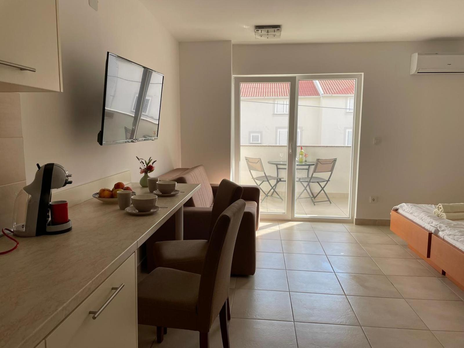 Novalja Apartments By Nena מראה חיצוני תמונה