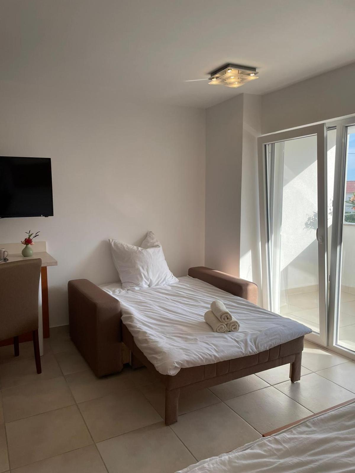 Novalja Apartments By Nena מראה חיצוני תמונה