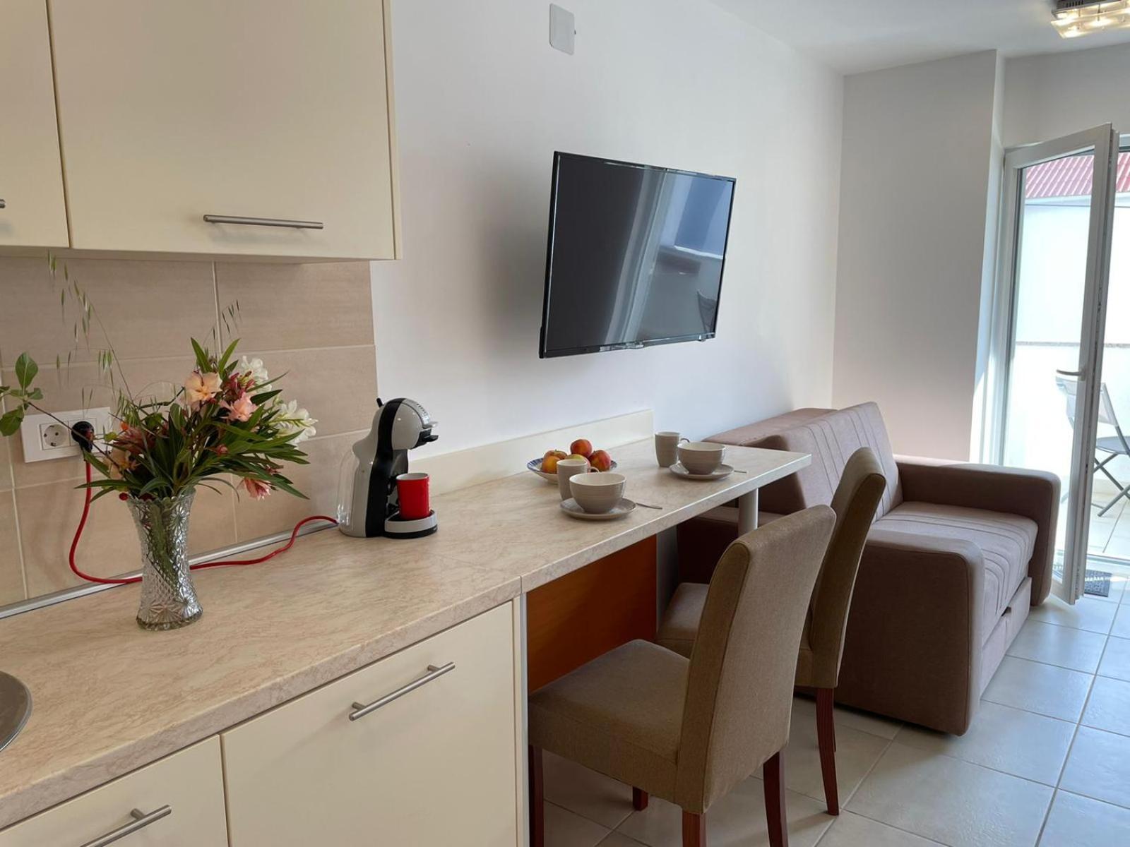 Novalja Apartments By Nena מראה חיצוני תמונה